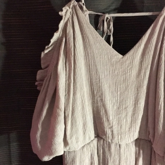 Pink Romper with Shoulder Cut Outs - Picture 3 of 5